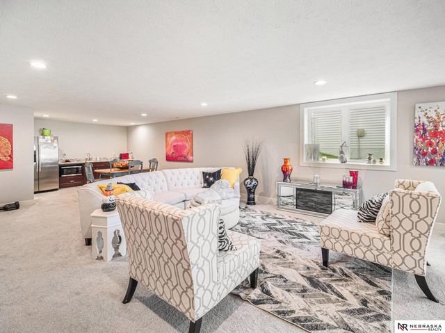 1113 Annabel Avenue, Hickman, NE 68372