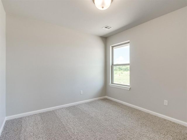 9416 NW 75th Street, Yukon, OK 73099