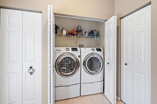 315 E Bay Cedar Circle, Jupiter, FL 33458