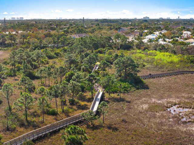 315 E Bay Cedar Circle, Jupiter, FL 33458