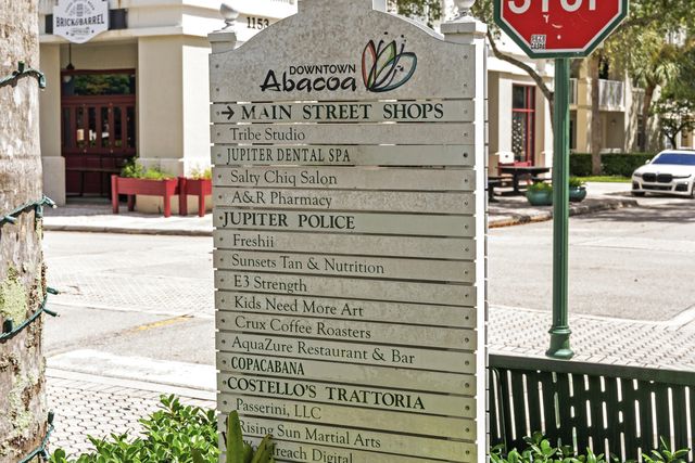 315 E Bay Cedar Circle, Jupiter, FL 33458