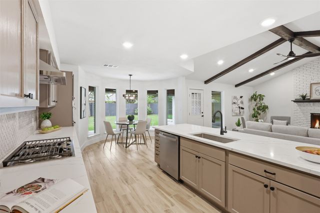 105 Wellesley Drive, Irving, TX 75062