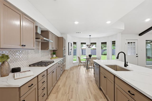105 Wellesley Drive, Irving, TX 75062