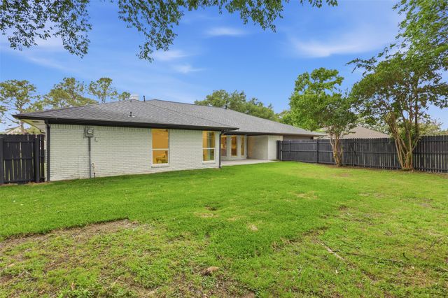 105 Wellesley Drive, Irving, TX 75062