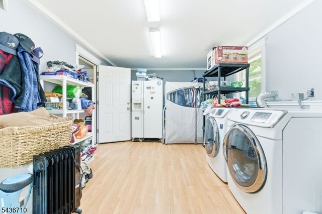 81 Elba Ave, Hopatcong Boro, NJ 07843