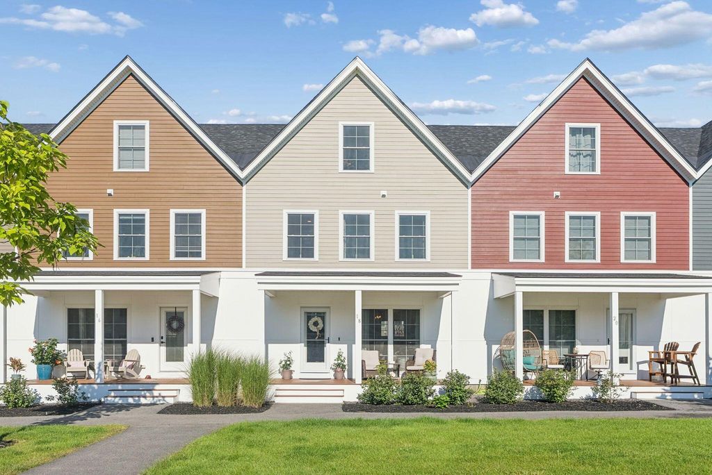 18 Pacer Way 18, Scarborough, ME 04074 — photo 4
