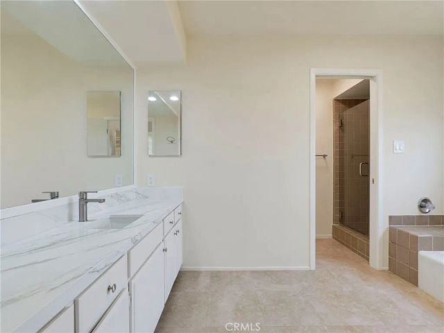 5214 Calatrana Drive, Woodland Hills, CA 91364
