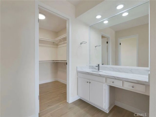 5214 Calatrana Drive, Woodland Hills, CA 91364