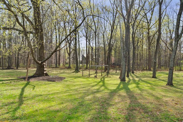 19728 GLEEDSVILLE RD, Leesburg, VA 20175