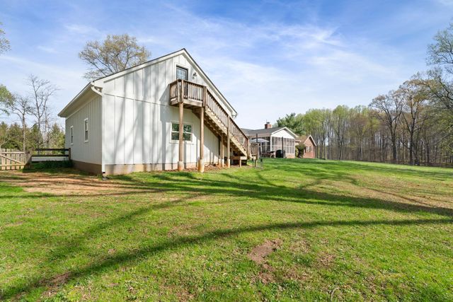 19728 GLEEDSVILLE RD, Leesburg, VA 20175