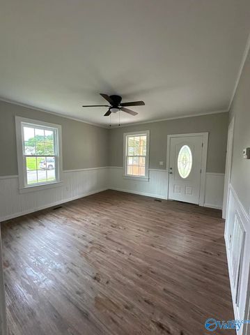 57 W Tuscaloosa Avenue, Gadsden, AL 35904