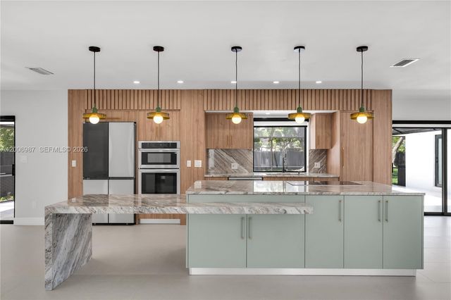 17737 SW 86th Ave, Palmetto Bay, FL 33157