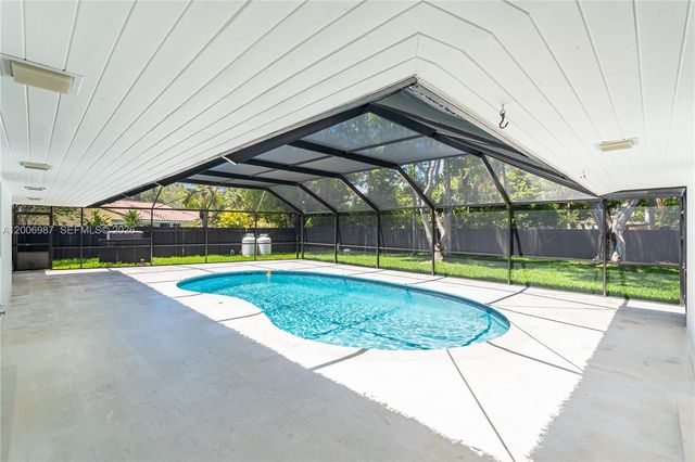 17737 SW 86th Ave, Palmetto Bay, FL 33157