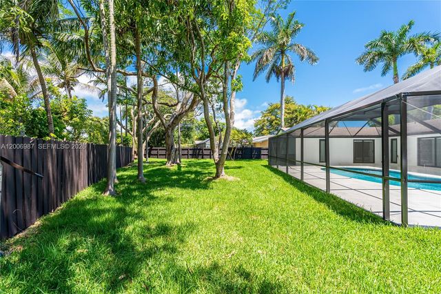 17737 SW 86th Ave, Palmetto Bay, FL 33157