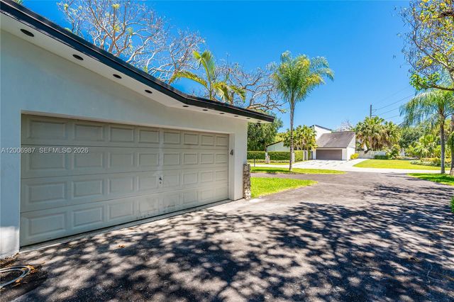 17737 SW 86th Ave, Palmetto Bay, FL 33157