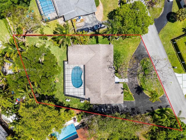17737 SW 86th Ave, Palmetto Bay, FL 33157
