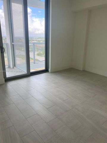 2000 Metropica Way 2006, Sunrise, FL 33323