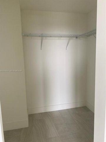 2000 Metropica Way 2006, Sunrise, FL 33323