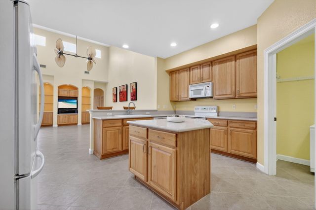 3638 Turtle Island Court, West Palm Beach, FL 33411