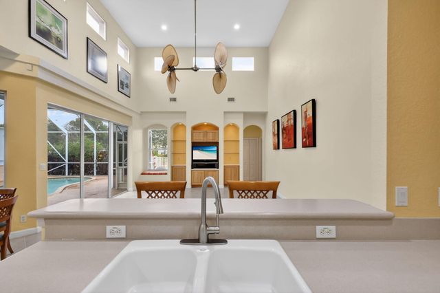 3638 Turtle Island Court, West Palm Beach, FL 33411