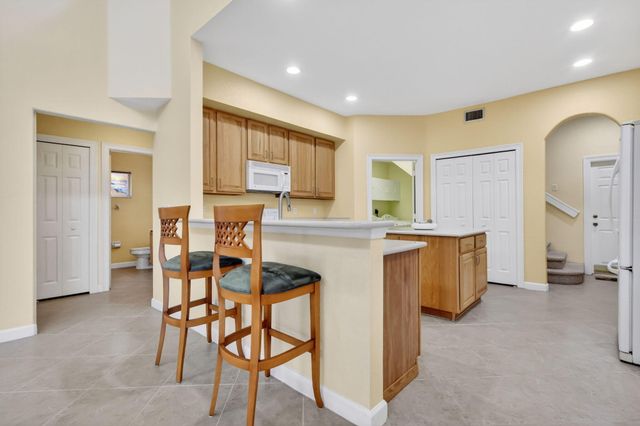 3638 Turtle Island Court, West Palm Beach, FL 33411