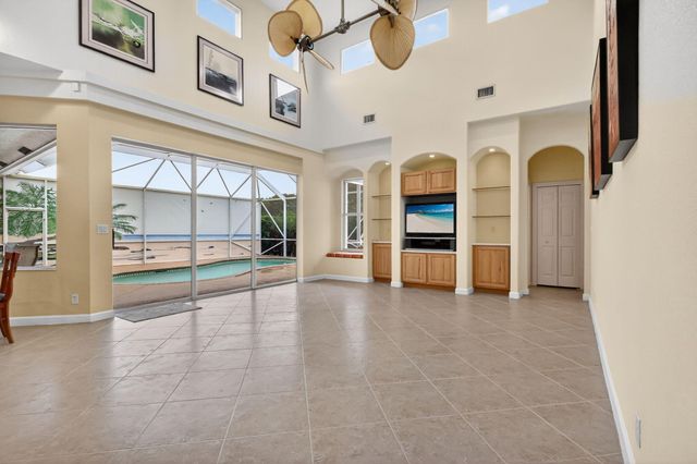 3638 Turtle Island Court, West Palm Beach, FL 33411