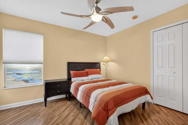 3638 Turtle Island Court, West Palm Beach, FL 33411