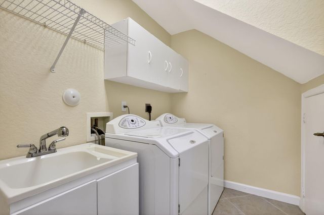 3638 Turtle Island Court, West Palm Beach, FL 33411