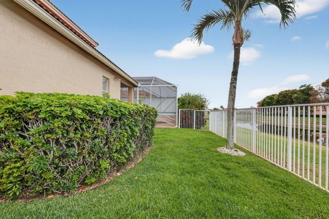 3638 Turtle Island Court, West Palm Beach, FL 33411