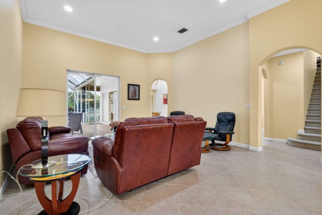3638 Turtle Island Court, West Palm Beach, FL 33411