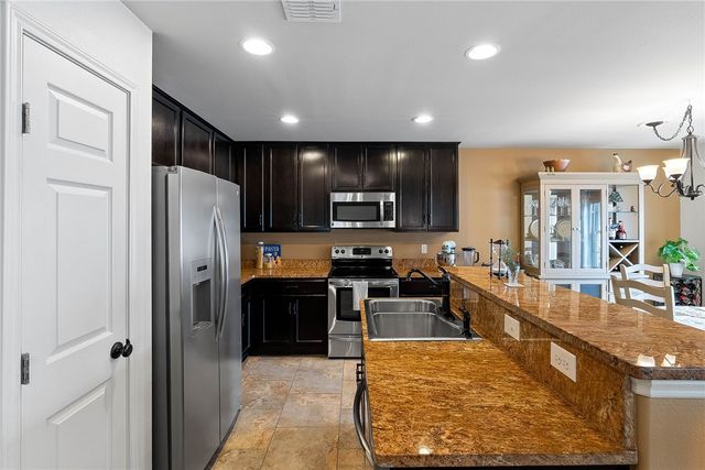 117 Treasure St, Rockport, TX 78382