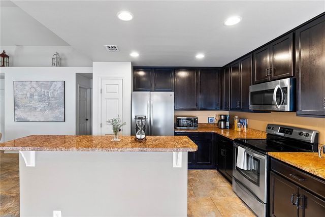 117 Treasure St, Rockport, TX 78382