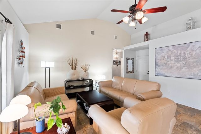 117 Treasure St, Rockport, TX 78382