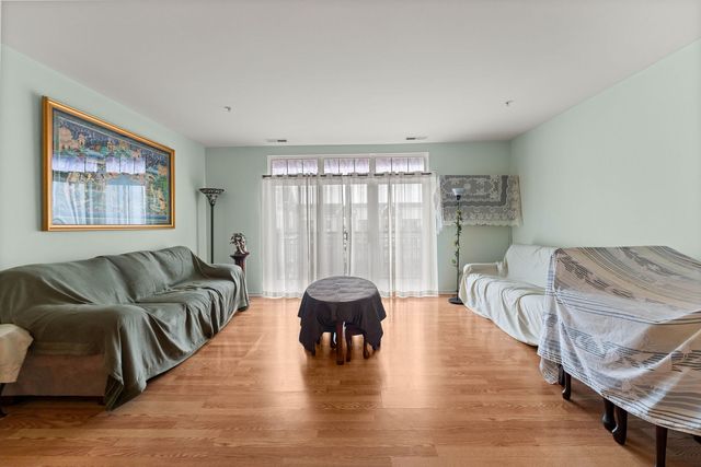 7753 VAN BUREN Street 512, Forest Park, IL 60130