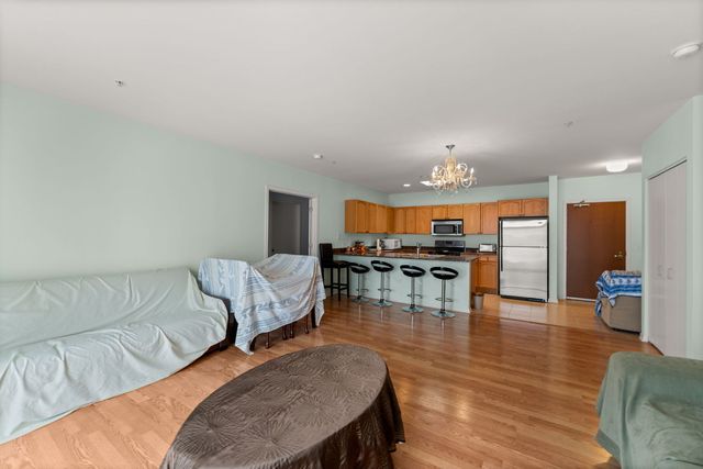 7753 VAN BUREN Street 512, Forest Park, IL 60130