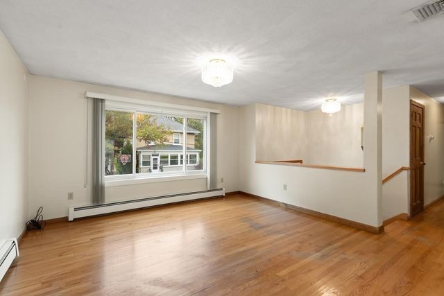 12 Marion Ave, Beverly, MA 01915