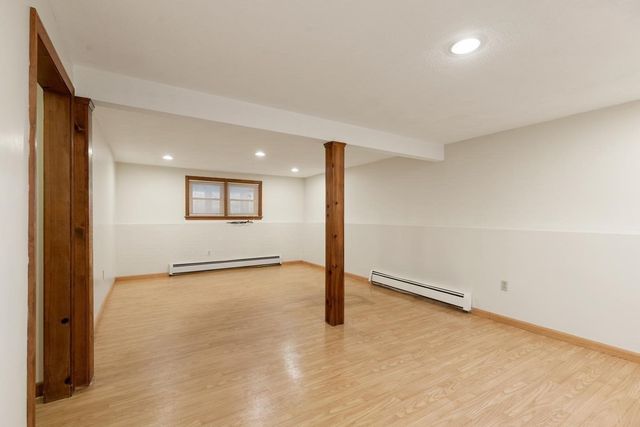 12 Marion Ave, Beverly, MA 01915