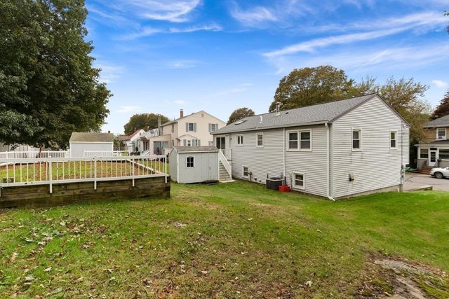 12 Marion Ave, Beverly, MA 01915