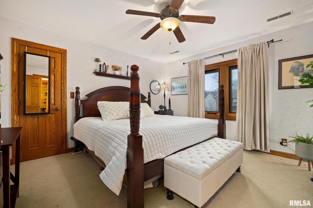 1133 W BROOKFOREST Drive, Peoria, IL 61615