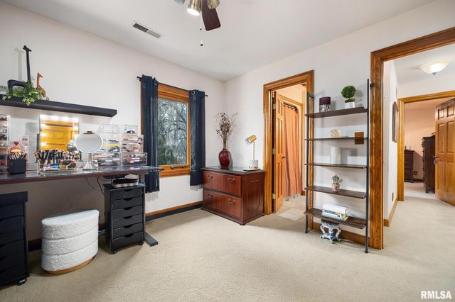 1133 W BROOKFOREST Drive, Peoria, IL 61615