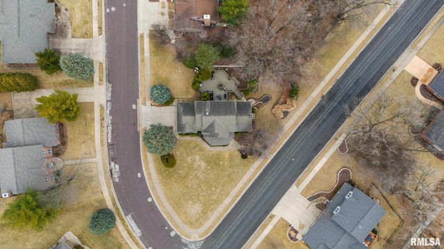 1133 W BROOKFOREST Drive, Peoria, IL 61615