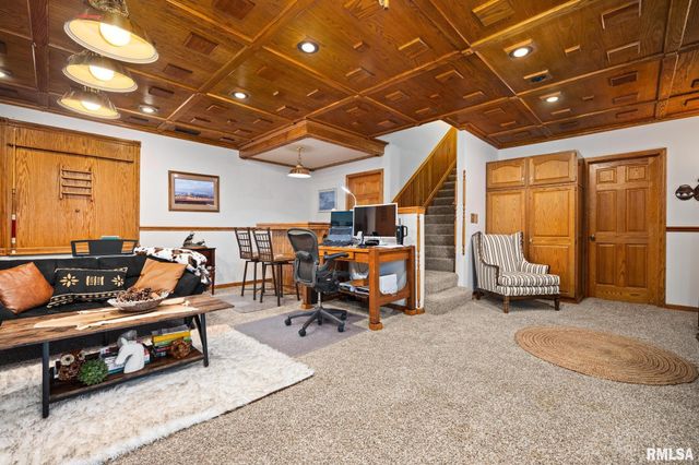 1133 W BROOKFOREST Drive, Peoria, IL 61615