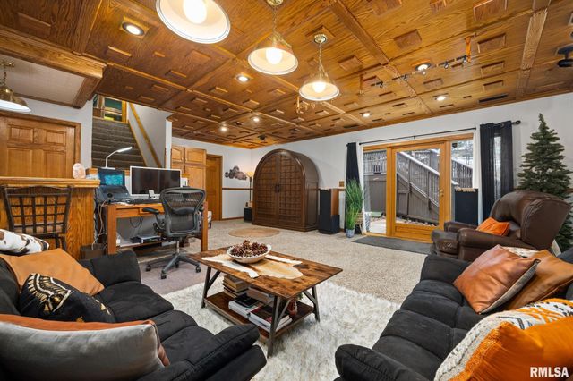 1133 W BROOKFOREST Drive, Peoria, IL 61615