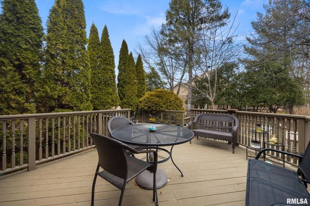 1133 W BROOKFOREST Drive, Peoria, IL 61615