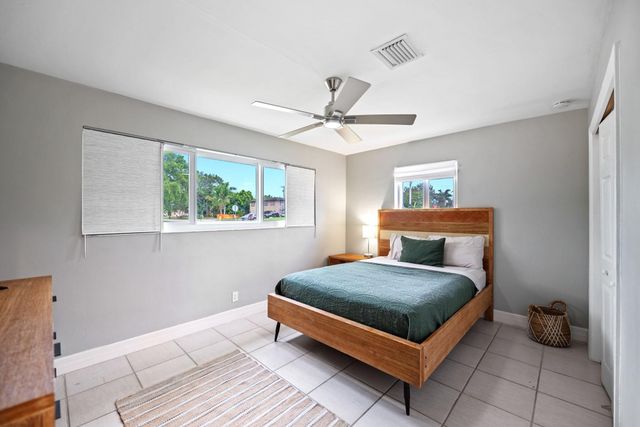 1900 SW 33rd Avenue, Fort Lauderdale, FL 33312