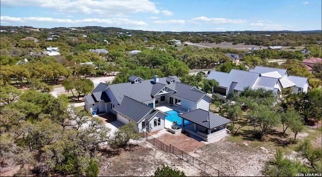 922 MAXIMINO RIDGE RD, Bulverde, TX 78163