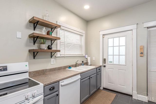 5310 Globe Avenue, Norwood, OH 45212