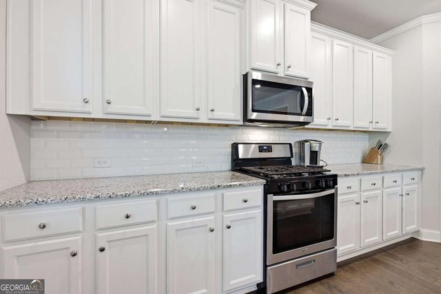 3304 Ivy Farm Path, Buford, GA 30519