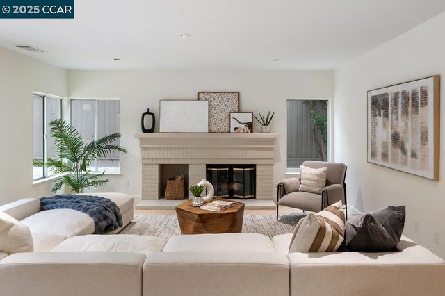 1856 Pelican Ct, Tracy, CA 95376