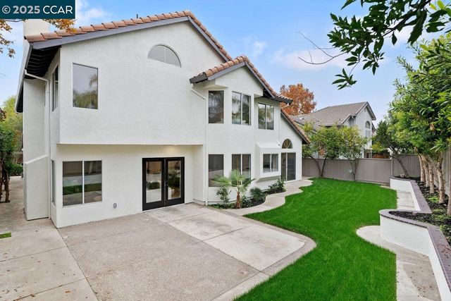 1856 Pelican Ct, Tracy, CA 95376